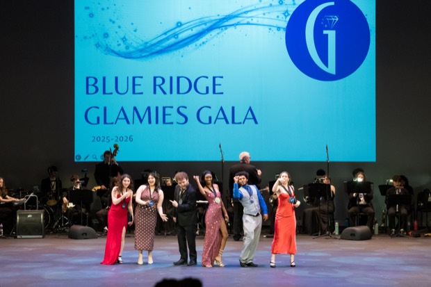Another curtain call bow