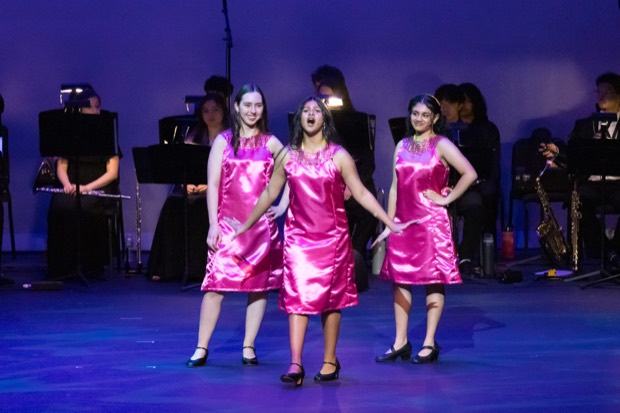The ensemble energy on stage
