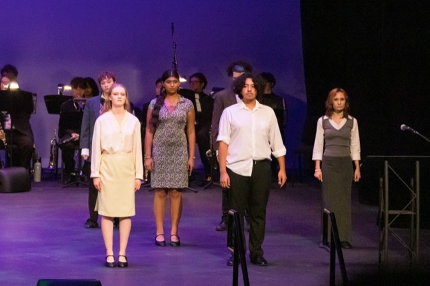 The full cast lines up for the finale